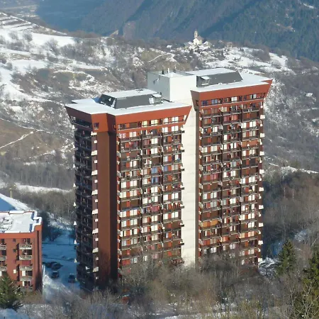 Renove Au Pied Des Pistes Avec 2 Balcons, Piscine Et Wifi - Fr-1-267-198 Appartement